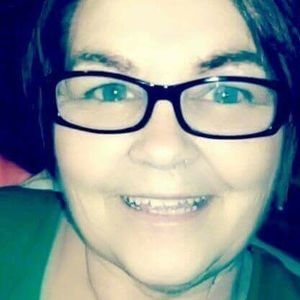 Meet your Posher, Dolly